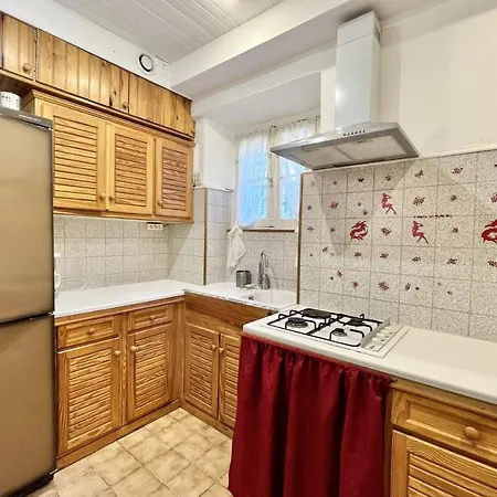 Large Bright Nest With Garden In Saint-raphael Apartment